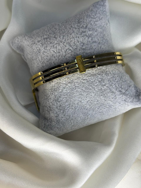 Decent Golden Cartier Hand Cuff — Signature Edition